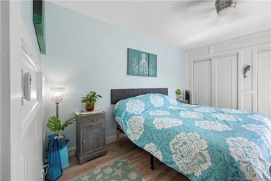 This beautifully updated coastal townhouse blends everyday - photo 20