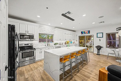 Welcome to your exclusive sanctuary where luxury, comfort, and - photo 23