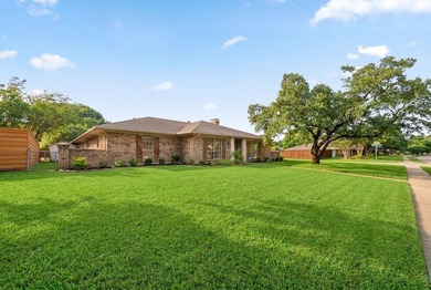 Located in the highly sought-after Canyon Creek Country Club - photo 26