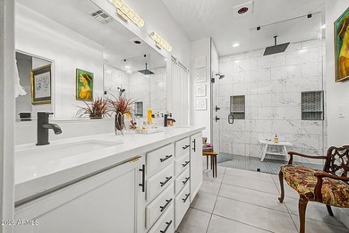Welcome to your exclusive sanctuary where luxury, comfort, and - photo 31