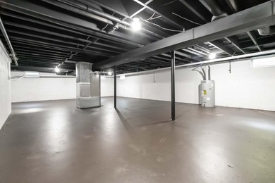 If you've been searching for a move-in ready home with room to - photo 32
