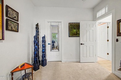 Welcome to your exclusive sanctuary where luxury, comfort, and - photo 37