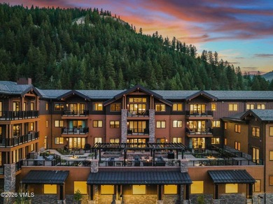 This exceptionally rare single-level residence offers 5 bedrooms - photo 47