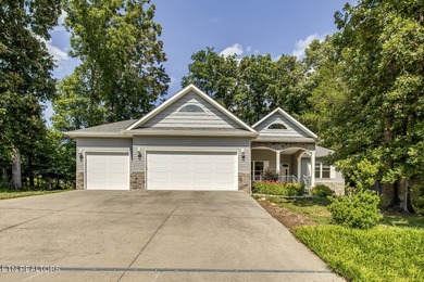 Looking for Garage space? This is the one! This beautiful - photo 1