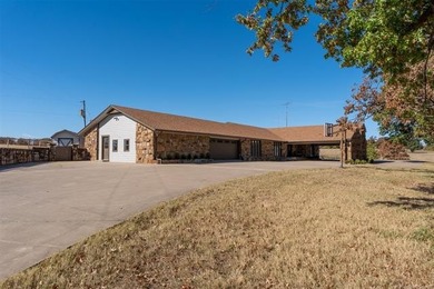 (private lake, pond, creek) Home For Sale in Mannford Oklahoma