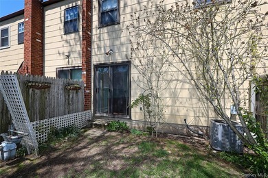 Welcome to this well-located 2-bedroom, 1.5 bath condo offering - photo 22