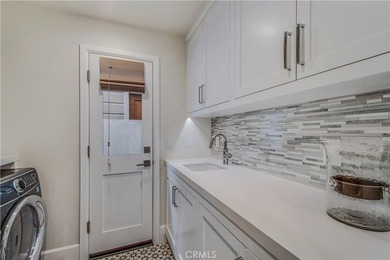Experience the Best Vacation Rental on Balboa Island - Available - photo 26