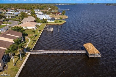 MOVE IN READY 3/2 Custom Builder's Home Located in Admiralty - photo 34
