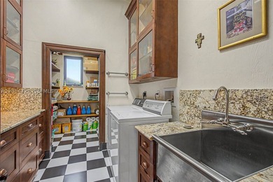 A Home of Distinction! Mediterranean-style, Cuban-inspired 2017 - photo 39