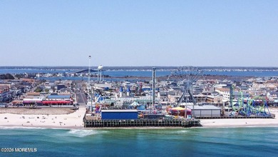 One of a kind Beachside, Ocean Block Strip Center located on the - photo 47