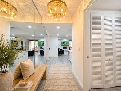 Welcome to The Hamptons of Beverly Hills, an exclusive - photo 1