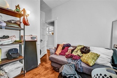 Welcome to this charming turn-of-the-century Craftsman Bungalow - photo 18