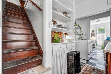 Welcome to this charming turn-of-the-century Craftsman Bungalow - photo 22