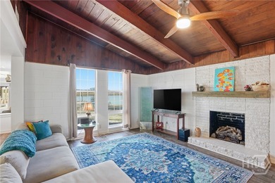 Stunning waterfront river home with deep water access on the - photo 8