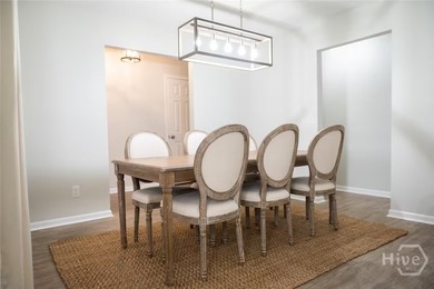 ALERT!! A NEW EVEN LOWER PRICE AND A NEW ROOF! Lovely, renovated - photo 3
