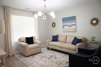 ALERT!! A NEW EVEN LOWER PRICE AND A NEW ROOF! Lovely, renovated - photo 10