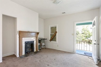 Big lot. Big potential. Even bigger opportunity with room to - photo 4