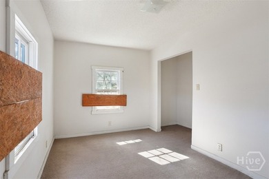 Big lot. Big potential. Even bigger opportunity with room to - photo 10