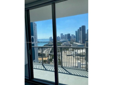 Nice and spacious 1 Bed 1 Bath, beautiful views of Biscayne