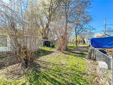 Don't miss this opportunity in a location with a ton of upside - photo 13
