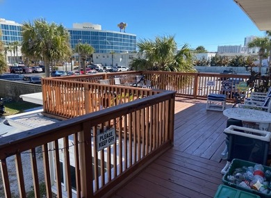 11 Apartment Suites, extremely close to Daytona Beach.  Spread - photo 5
