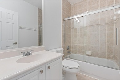 Desirable DOWNTOWN location, 2 blocks from Pineapple Grove & 3 - photo 8