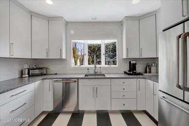 Fabulous renovated high-tech home! With beautiful POOL! Chefs' - photo 17