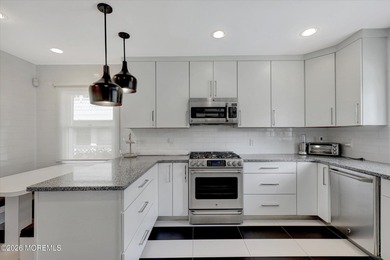 Fabulous renovated high-tech home! With beautiful POOL! Chefs' - photo 18