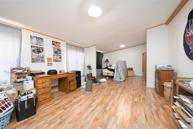 This thoughtfully configured 2128 sq ft home offers 4 bedrooms - photo 18