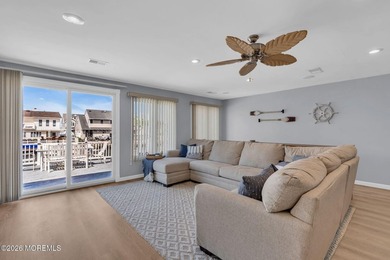 Welcome to 1838 Skiff court! Beautiful WATERFRONT home located - photo 21
