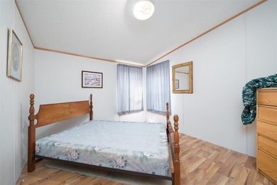 This thoughtfully configured 2128 sq ft home offers 4 bedrooms - photo 25