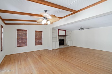 Welcome to 11 Redwood Lane on desirable Lady's Island! Situated - photo 26