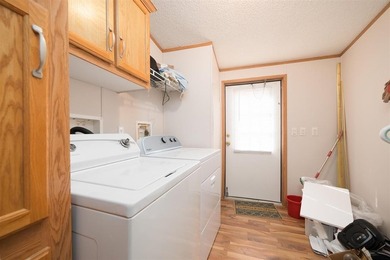 This thoughtfully configured 2128 sq ft home offers 4 bedrooms - photo 28
