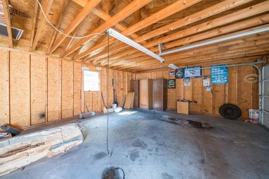 This thoughtfully configured 2128 sq ft home offers 4 bedrooms - photo 29