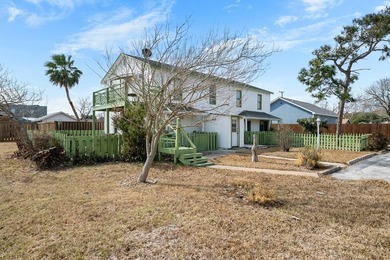 This fourplex is ideally situated in the heart of Rockport - photo 3