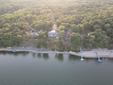 Luxury Waterfront Estate with Stunning Views & Premium Features! - photo 34