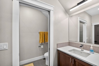 Gorgeous, fully remodeled home in the highly desirable Blackhawk - photo 36