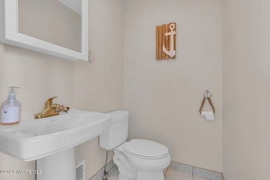 Welcome to 1838 Skiff court! Beautiful WATERFRONT home located - photo 36