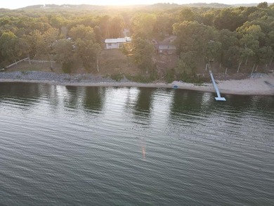 Luxury Waterfront Estate with Stunning Views & Premium Features! - photo 37