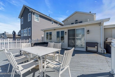 Welcome to 1838 Skiff court! Beautiful WATERFRONT home located - photo 43