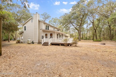 Welcome to 11 Redwood Lane on desirable Lady's Island! Situated - photo 49