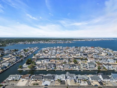 Welcome to 1838 Skiff court! Beautiful WATERFRONT home located - photo 59