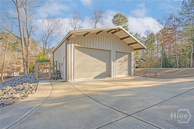 Enjoy lake living in the Soap Creek Community just off the main - photo 6
