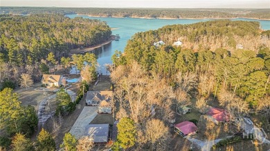 Enjoy lake living in the Soap Creek Community just off the main - photo 7