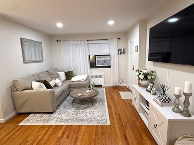 Totally Renovated Clearview One Bedroom (Lower Level, Square - photo 27
