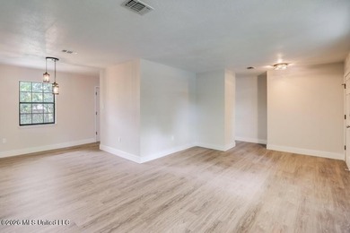 Back on the market through no fault of the seller. Get ready to - photo 3