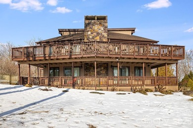 Ideally situated along the Sugar Mountain Ski Resort shuttle - photo 2
