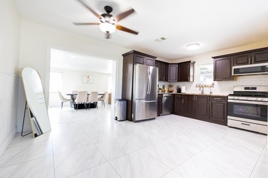 NO HOA! Nicely kept 3-bedroom, 2-bath single-family home - photo 10
