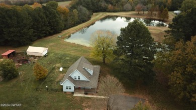 (private lake, pond, creek) Home For Sale in Martin Tennessee