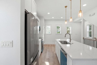 Home is complete! Introducing a brand new luxury coastal retreat - photo 11